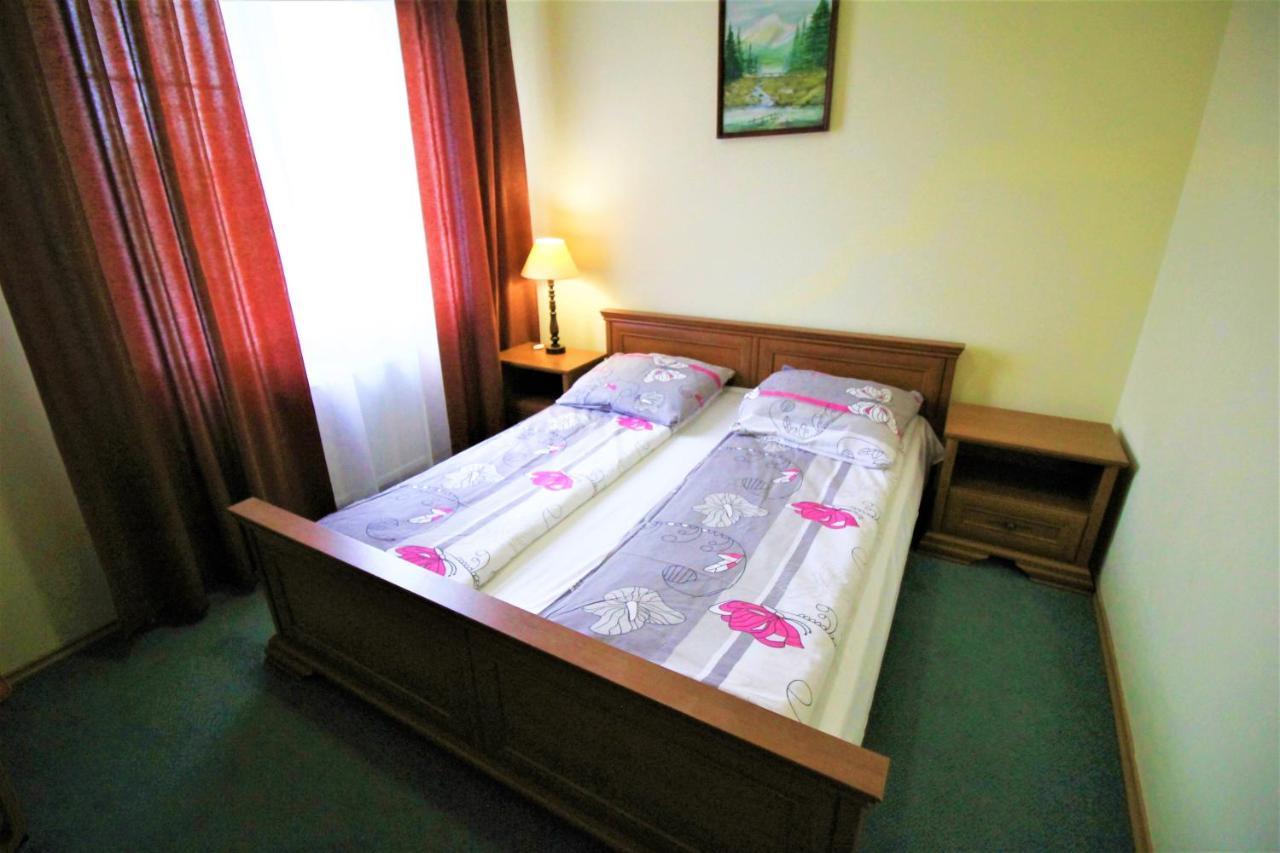 로비 Michalek W Rowach B&B 외부 사진