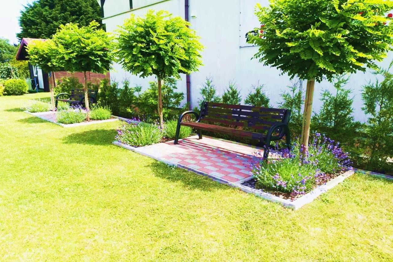 로비 Michalek W Rowach B&B 외부 사진