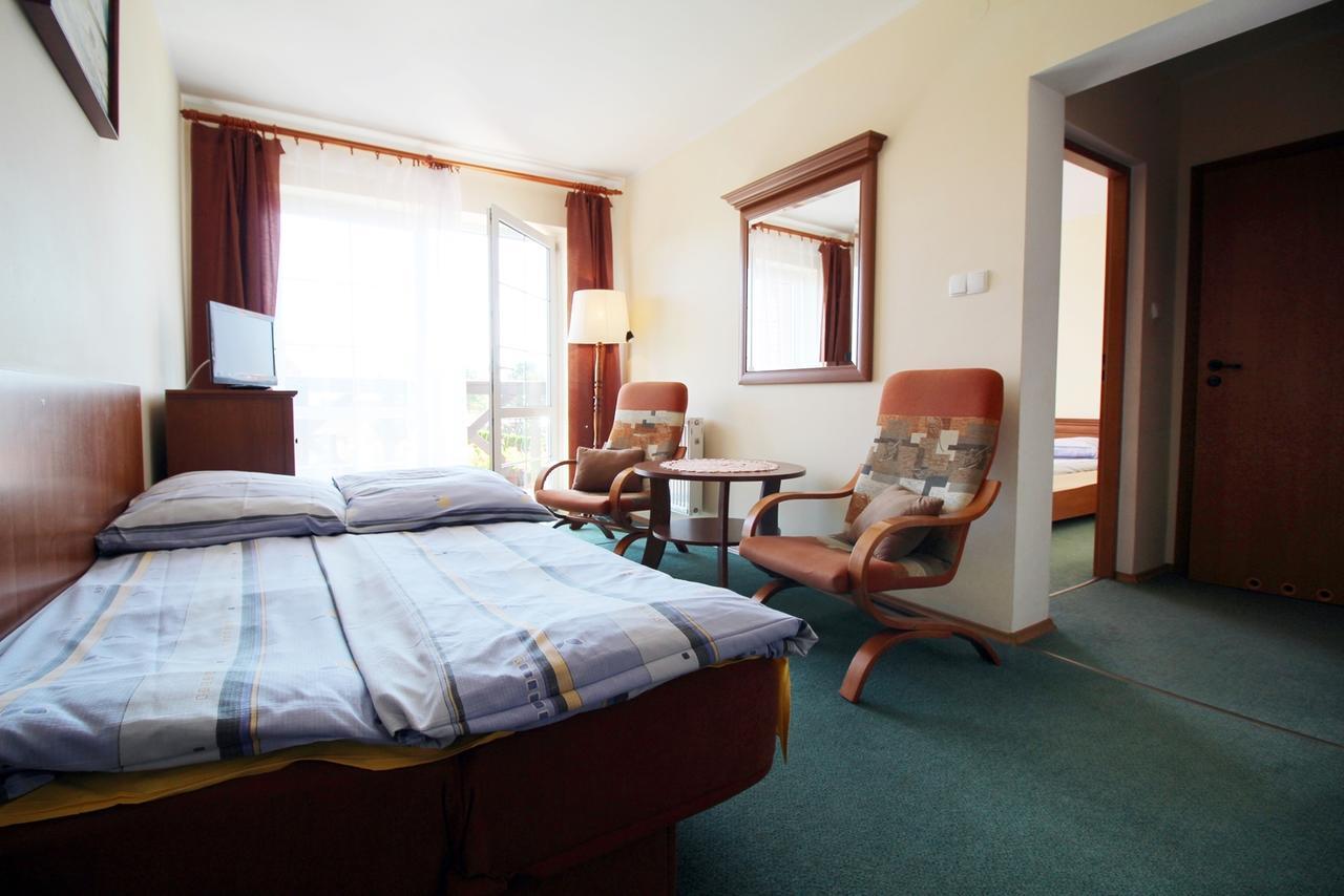로비 Michalek W Rowach B&B 외부 사진