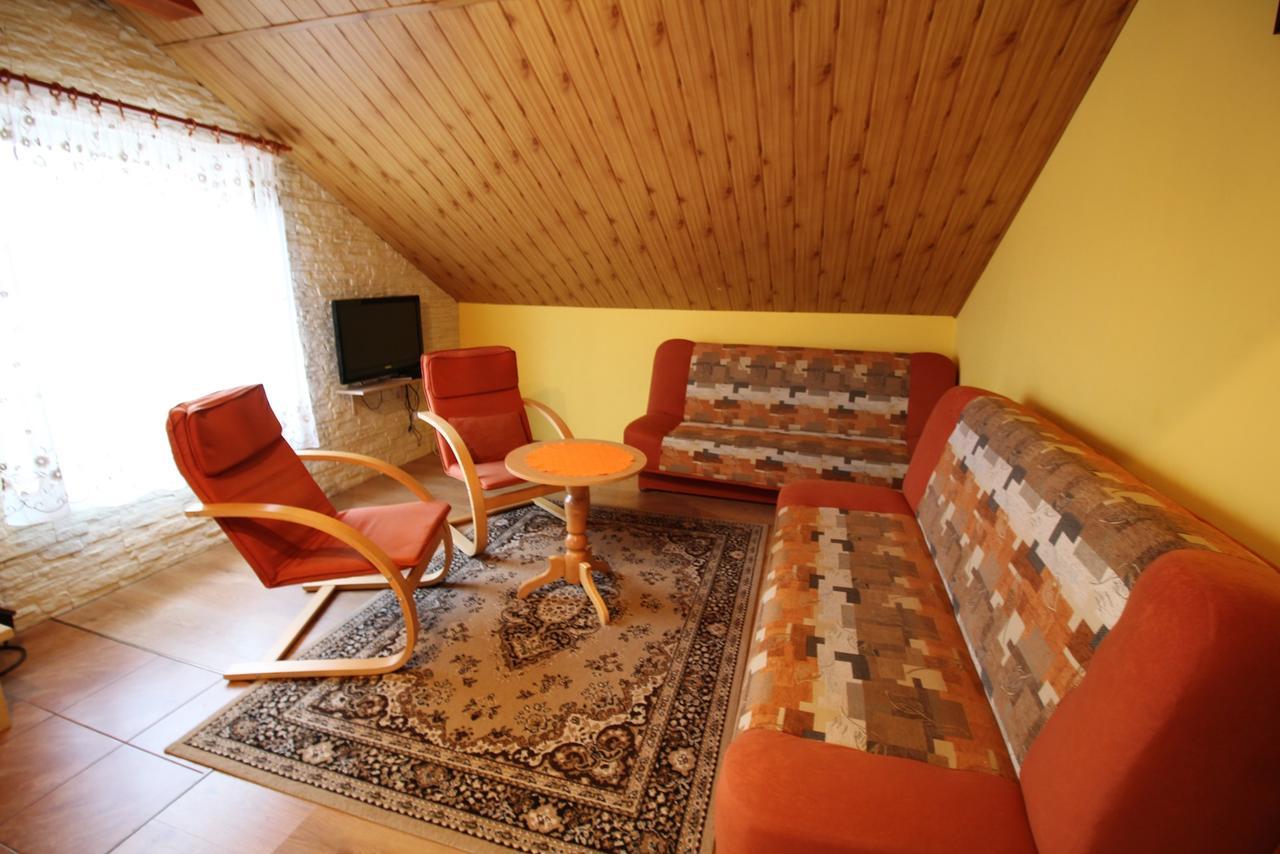 로비 Michalek W Rowach B&B 외부 사진